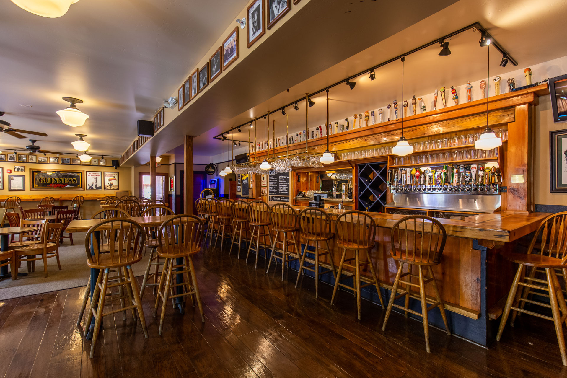 Charly's Main Bar